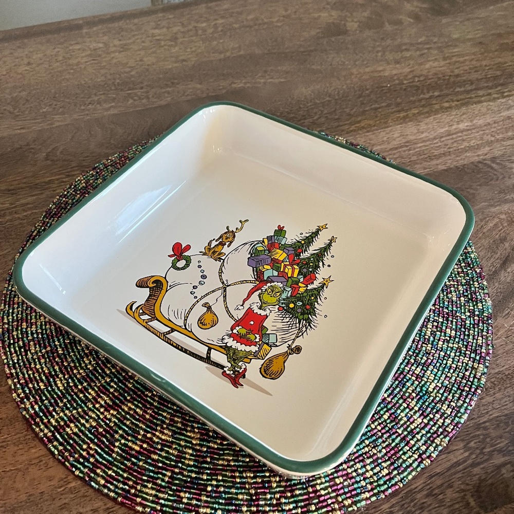 Grinch bakeware